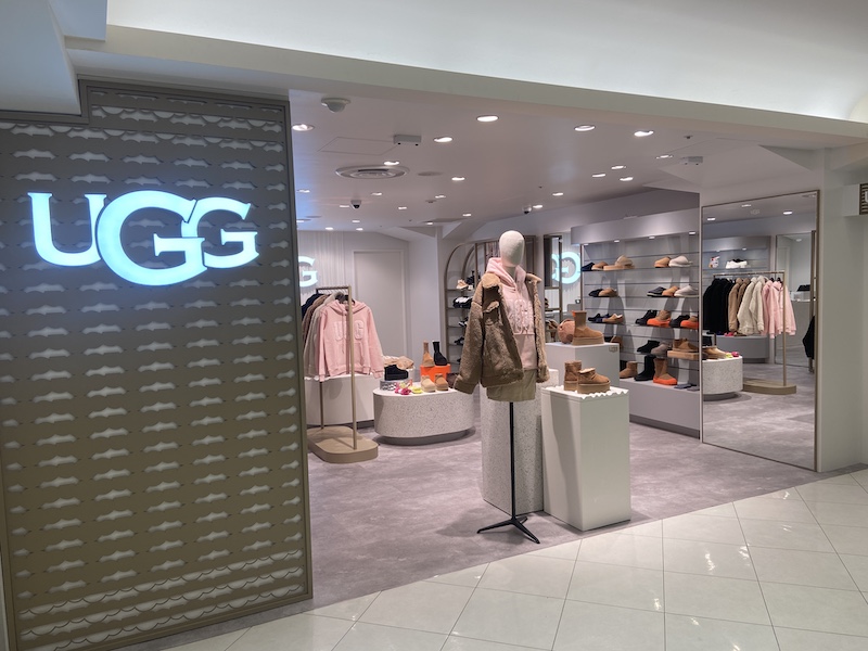 ugg ブーツ 池袋