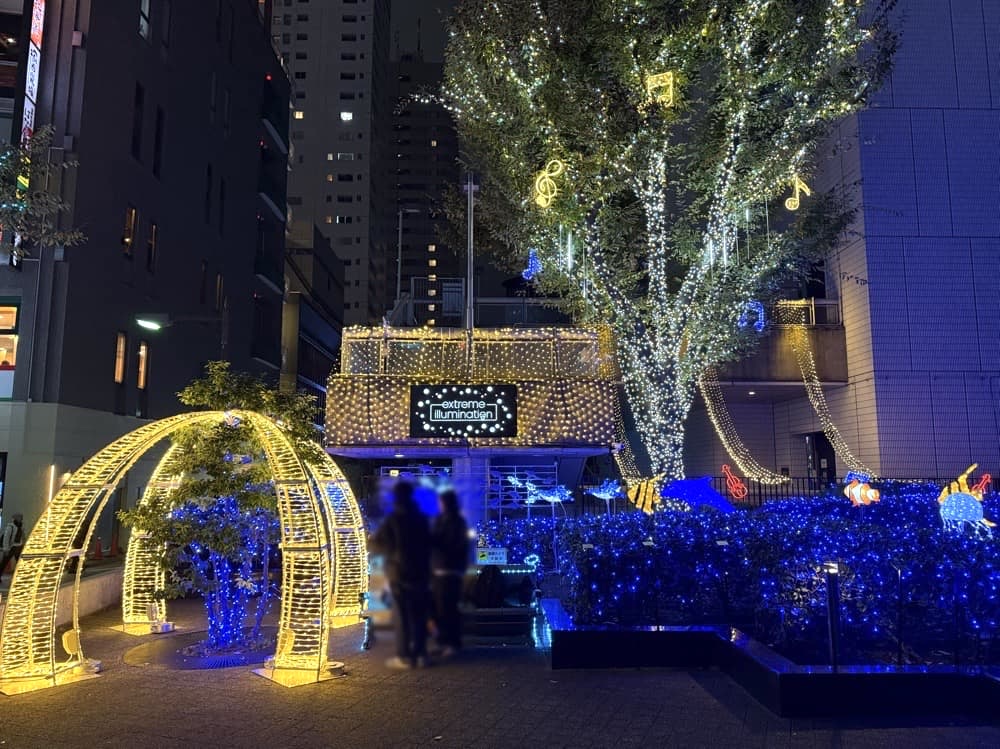 池袋の冬の風物詩「池袋西口公園 extremeイルミネーション」を見に行っ